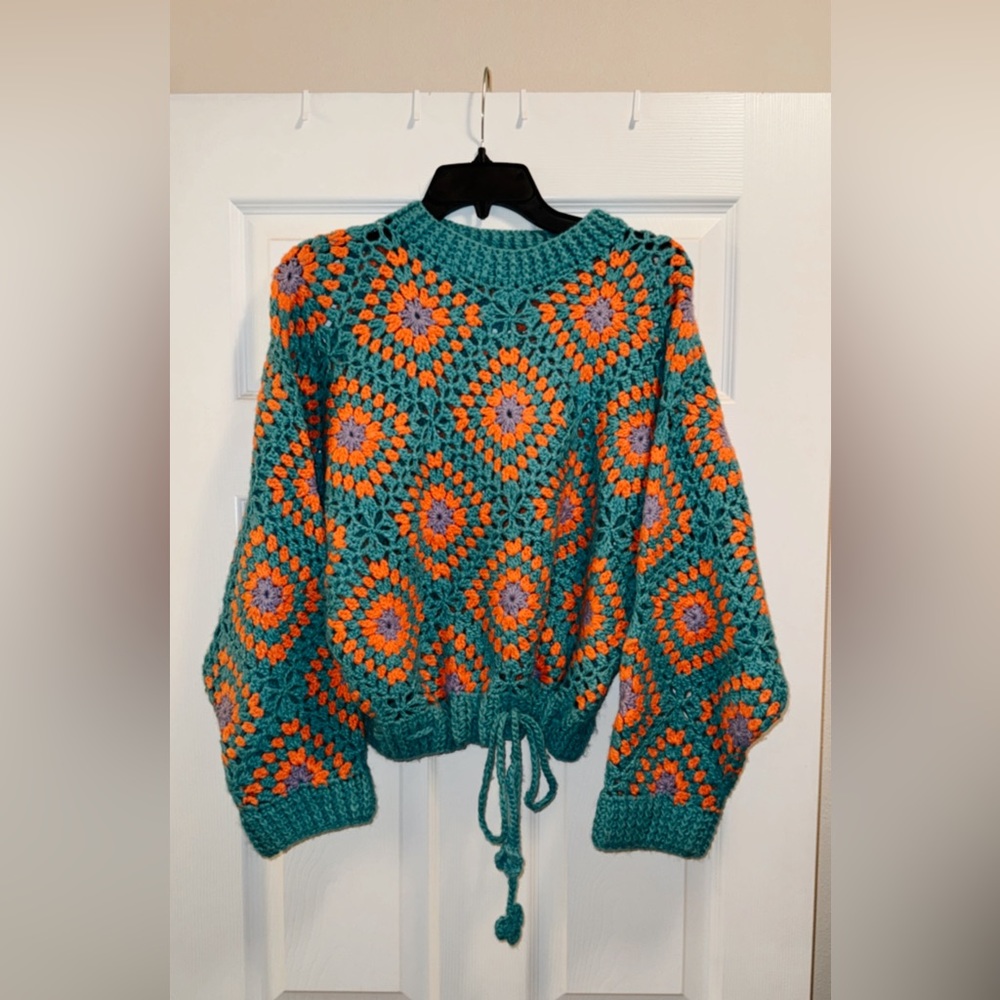 POL Blue Orange Flower Knit Tie Front Sweater Size Medium